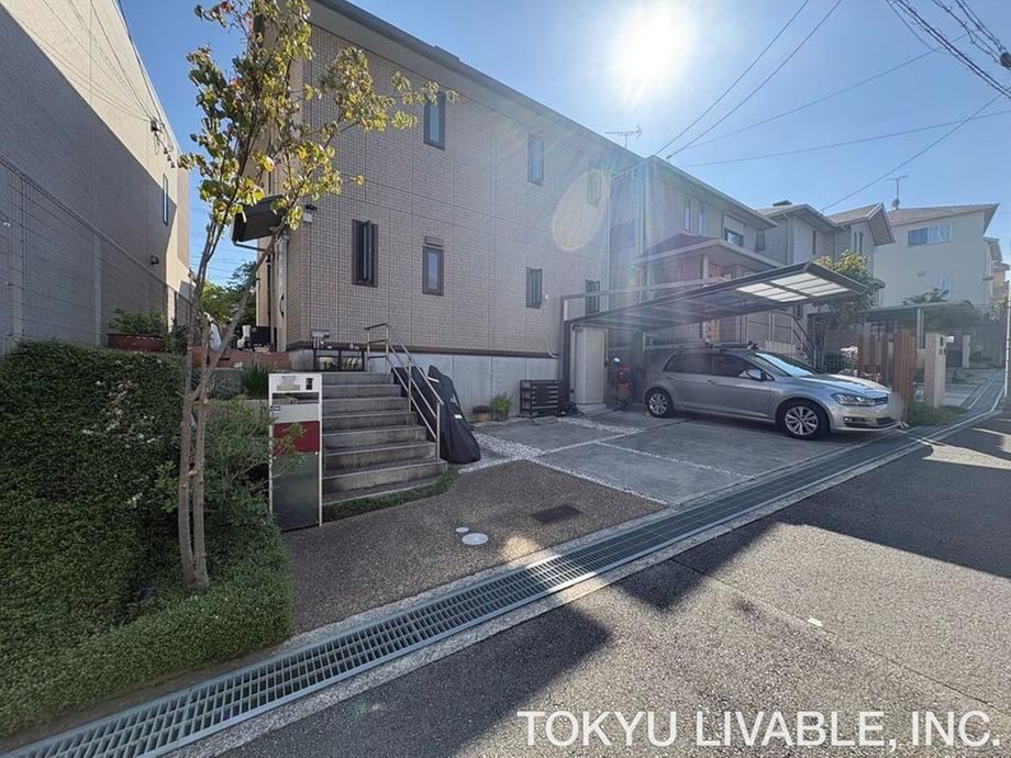 2LDK house in Mino, Osaka - Photo 1