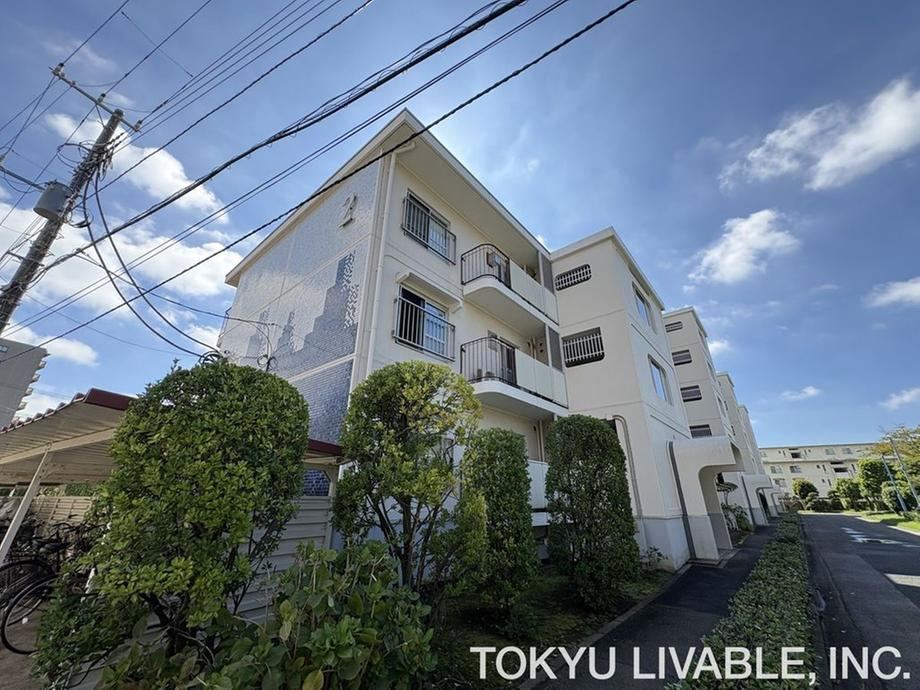 3LDK apartment in Mihama Ward, Chiba - Photo 1