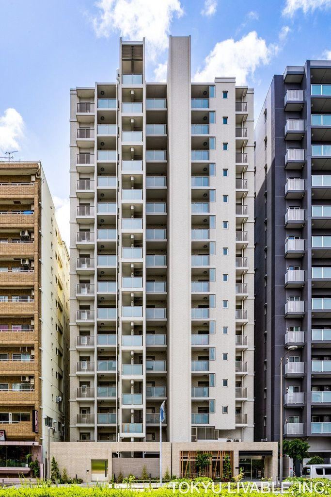 2LDK apartment in Nishi Ward, Osaka - Photo 1