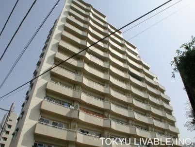 3LDK apartment in Shinagawa Ward, Tokyo - Photo 1