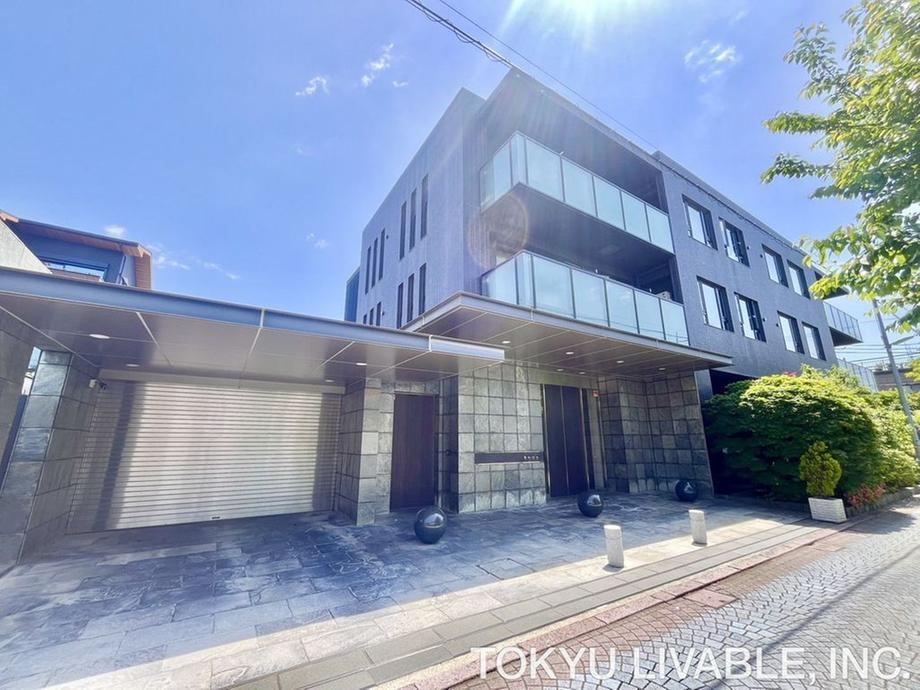 3LDK apartment in Setagaya Ward, Tokyo - Photo 1