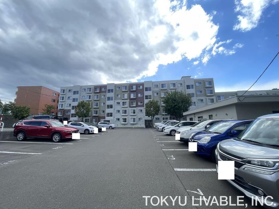 3LDK apartment in Toyohira Ward, Sapporo, Hokkaido - Photo 1