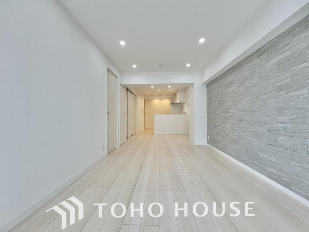 3LDK apartment in Ichikawa, Chiba - Photo 1