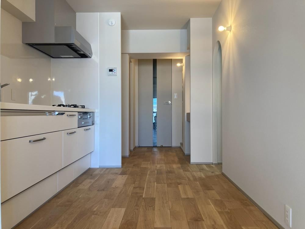 1LDK apartment in Yodogawa Ward, Osaka - Photo 1