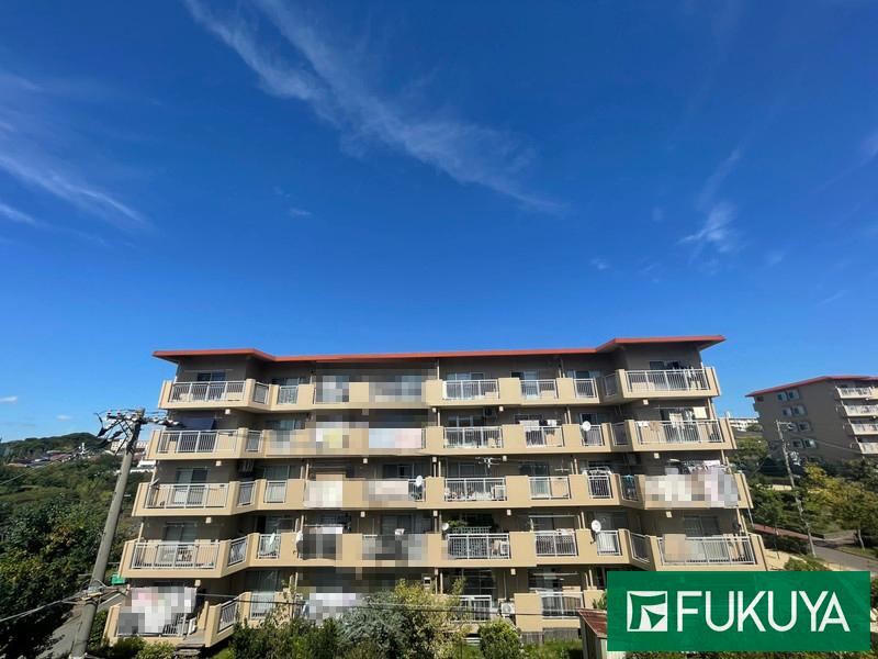 3LDK apartment in Suma Ward, Kobe, Hyogo - Photo 1