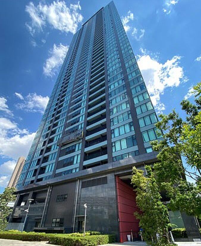 2LDK apartment in Kita Ward, Osaka - Photo 1