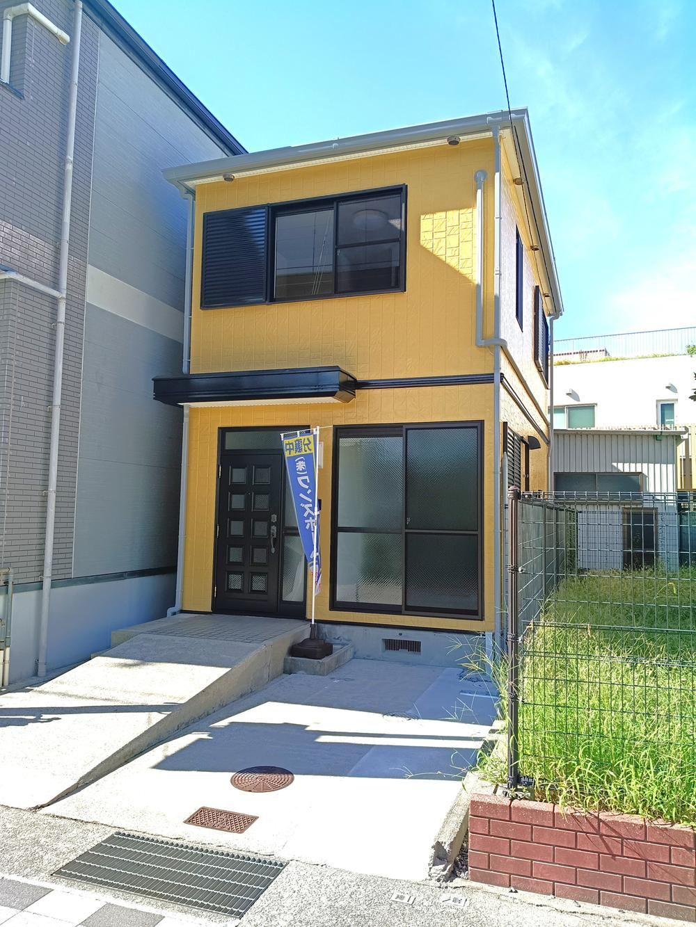 2LDK house in Higashinada Ward, Kobe, Hyogo - Photo 1
