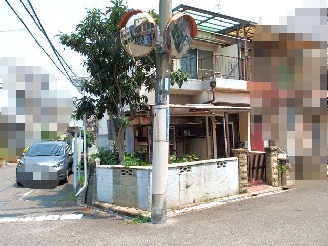 3DK house in Daito, Osaka - Photo 1