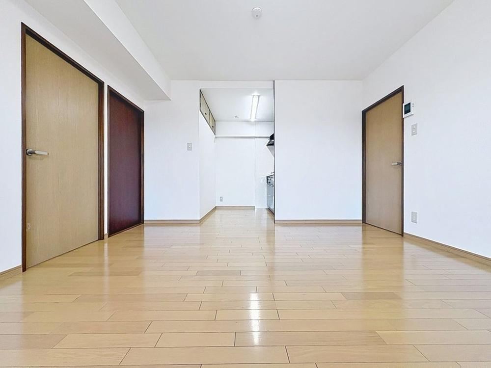 3LDK apartment in Ichikawa, Chiba - Photo 1