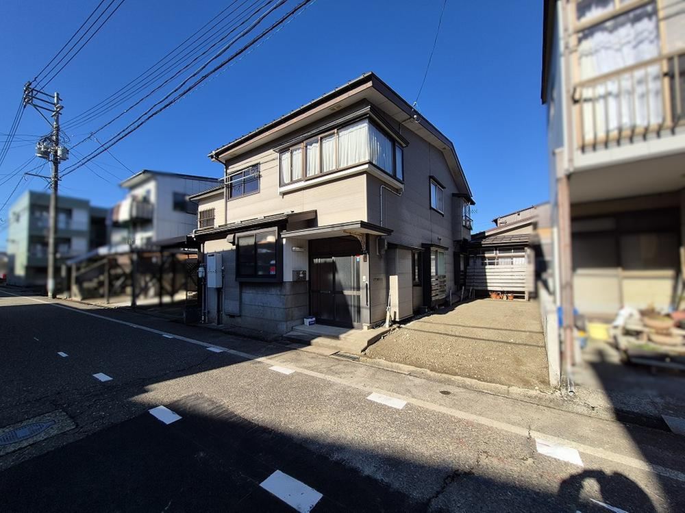 6K house in Joetsu, Niigata - Photo 1