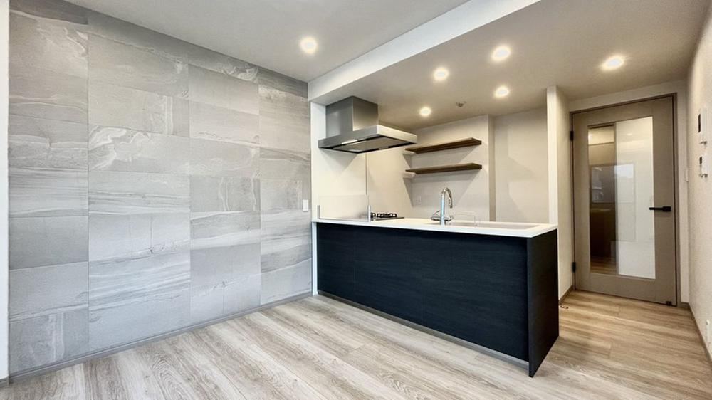 2LDK apartment in Bunkyo Ward, Tokyo - Photo 1