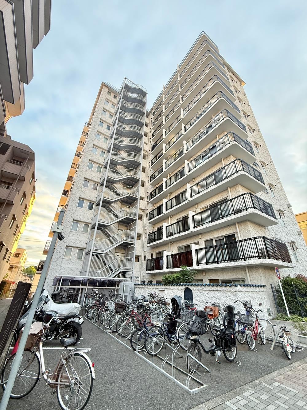 2LDK apartment in Nerima Ward, Tokyo - Photo 1