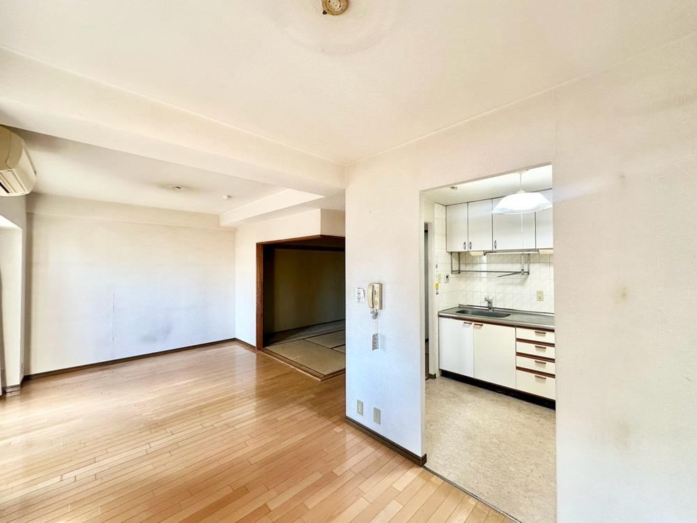 3LDK apartment in Minami Ward, Hiroshima - Photo 1
