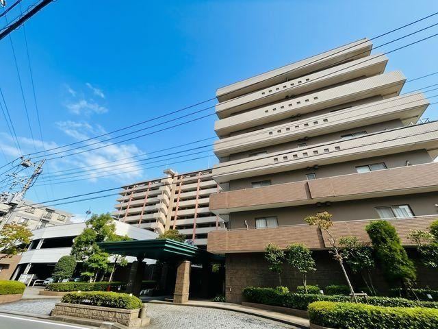 4LDK apartment in Tsurumi Ward, Yokohama, Kanagawa - Photo 1