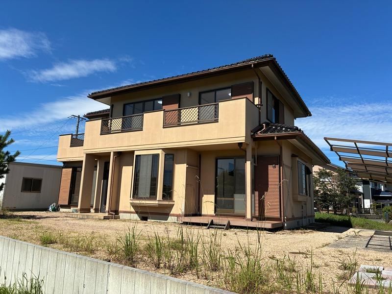 4LDK+S house in Yokkaichi, Mie - Photo 1