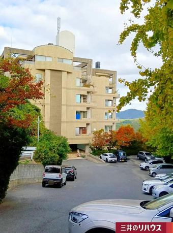 2LDK apartment in Itoshima
