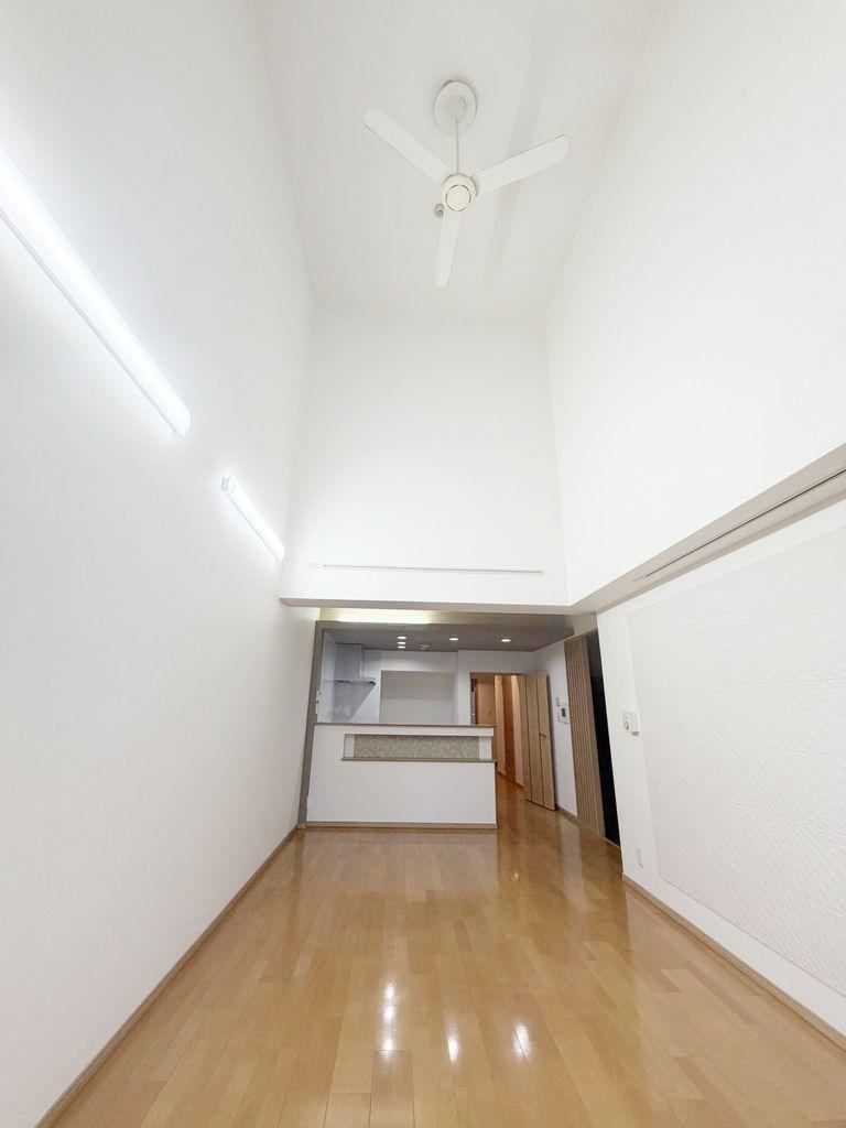 3LDK apartment in Kita Ward, Osaka - Photo 1