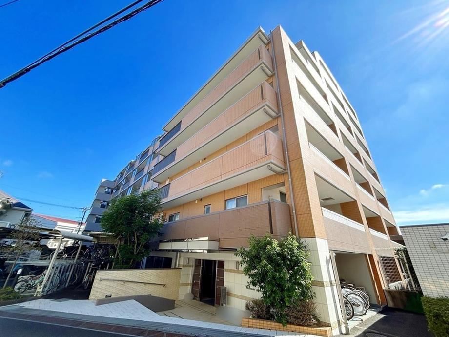 3LDK apartment in Matsudo, Chiba - Photo 1