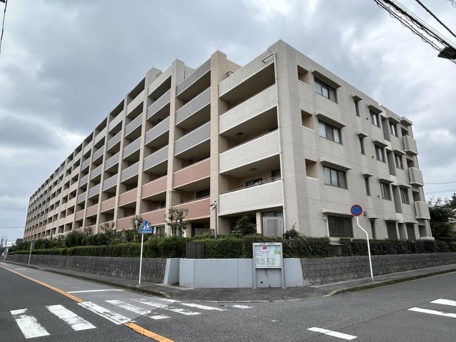 2LDK apartment in Matsudo, Chiba - Photo 1