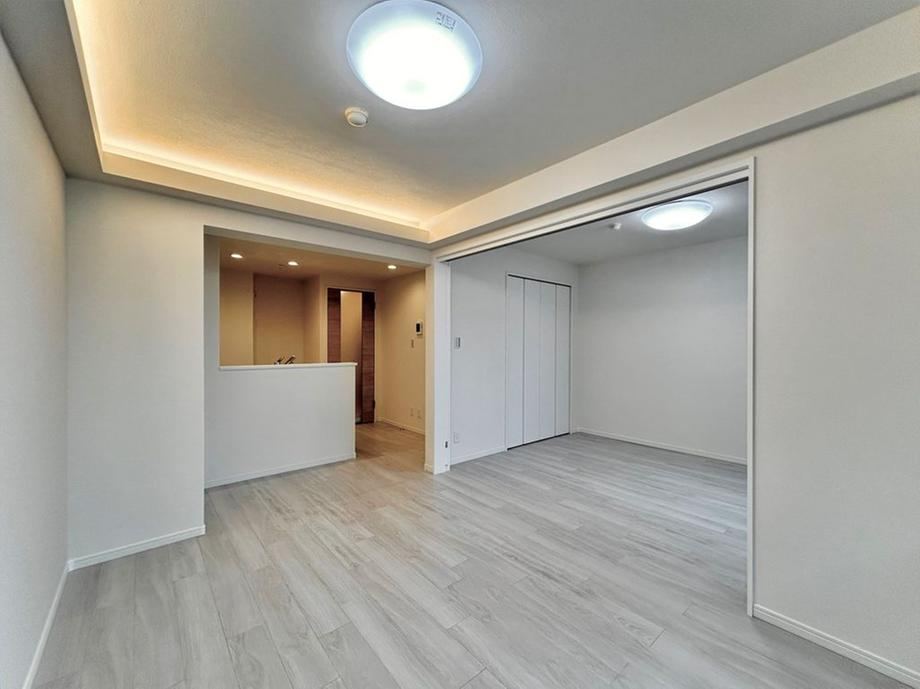 2LDK apartment in Ebina, Kanagawa - Photo 1