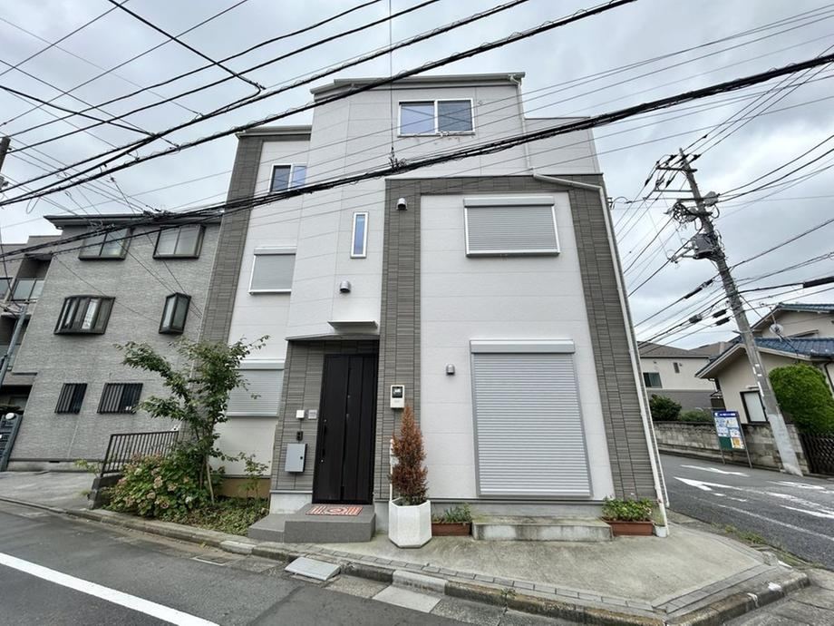 6LDK+S house in Edogawa Ward, Tokyo - Photo 1