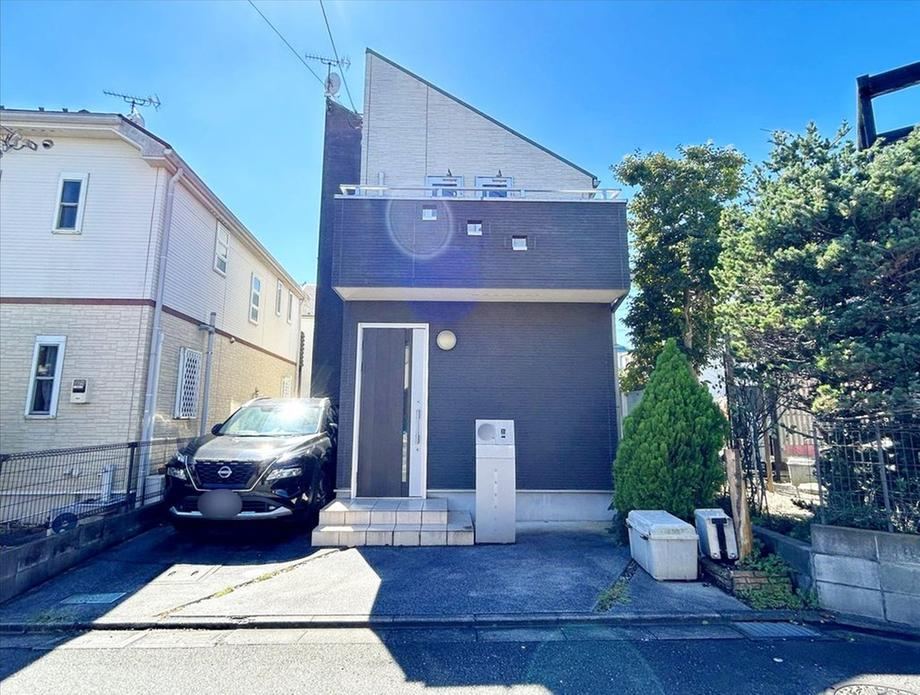 3LDK house in Fuchu, Tokyo - Photo 1