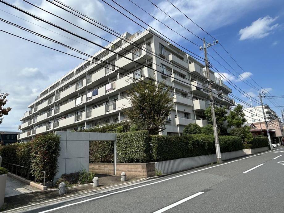 3LDK apartment in Nerima Ward, Tokyo - Photo 1