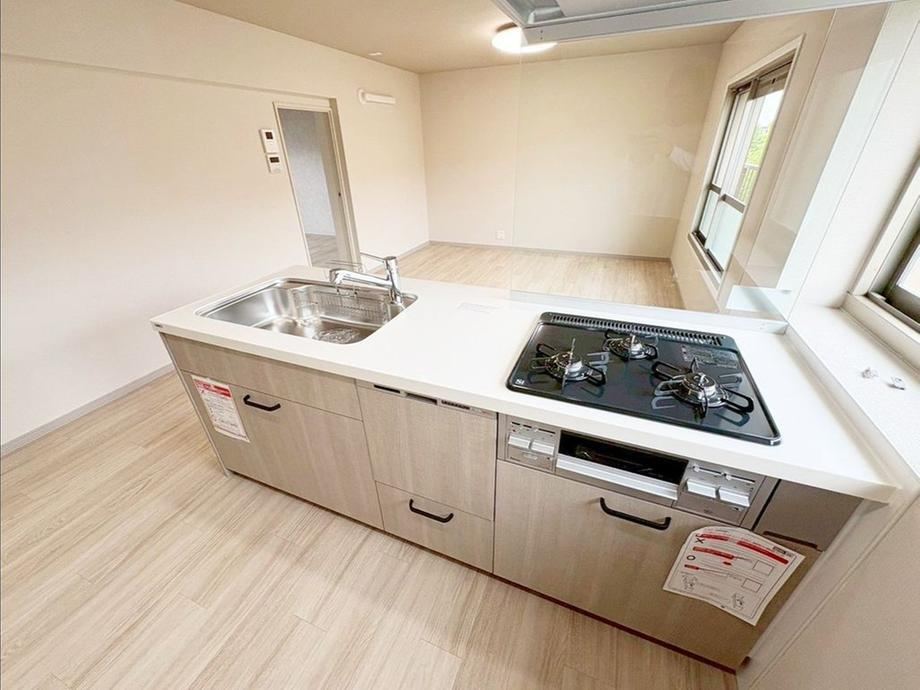 3LDK apartment in Tondabayashi, Osaka - Photo 1