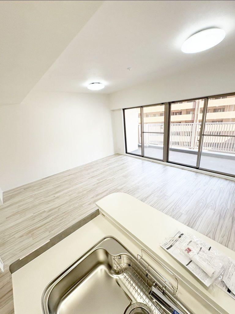 4LDK apartment in Konohana Ward, Osaka - Photo 1