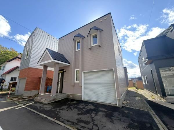 3LDK house in Toyohira Ward, Sapporo, Hokkaido - Photo 1