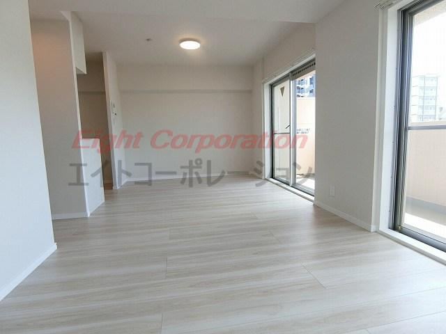 2LDK apartment in Nishi Ward, Osaka - Photo 1