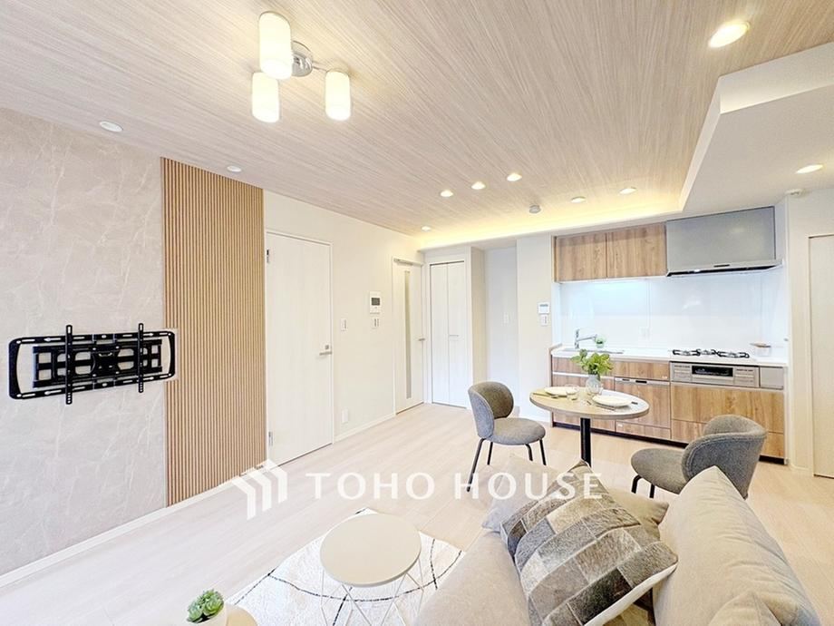 1LDK apartment in Minato Ward, Tokyo - Photo 1