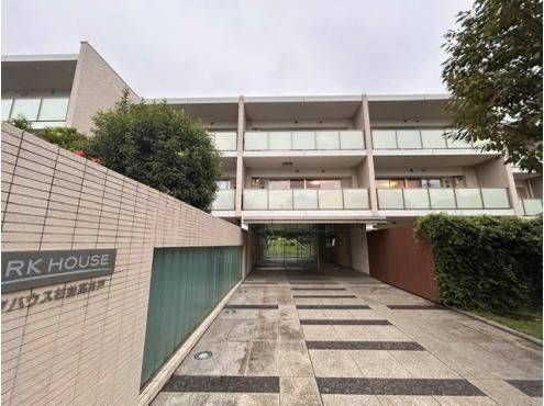 2LDK apartment in Suginami Ward, Tokyo - Photo 1