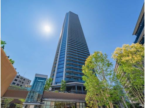 2LDK apartment in Chuo Ward, Tokyo - Photo 1