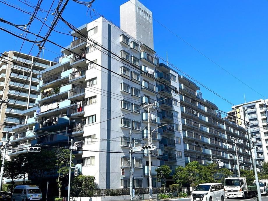 4LDK apartment in Edogawa Ward, Tokyo - Photo 1
