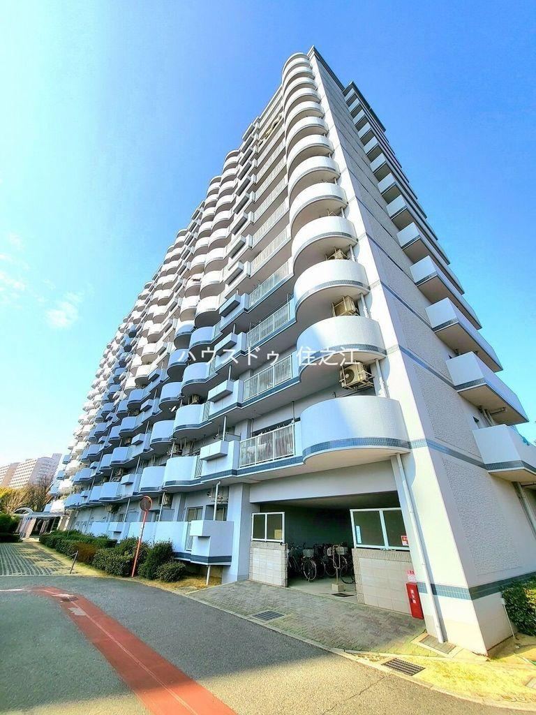 4LDK apartment in Suminoe Ward, Osaka - Photo 1