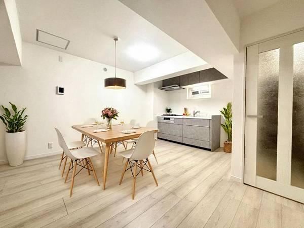 2LDK apartment in Shinagawa Ward, Tokyo - Photo 1