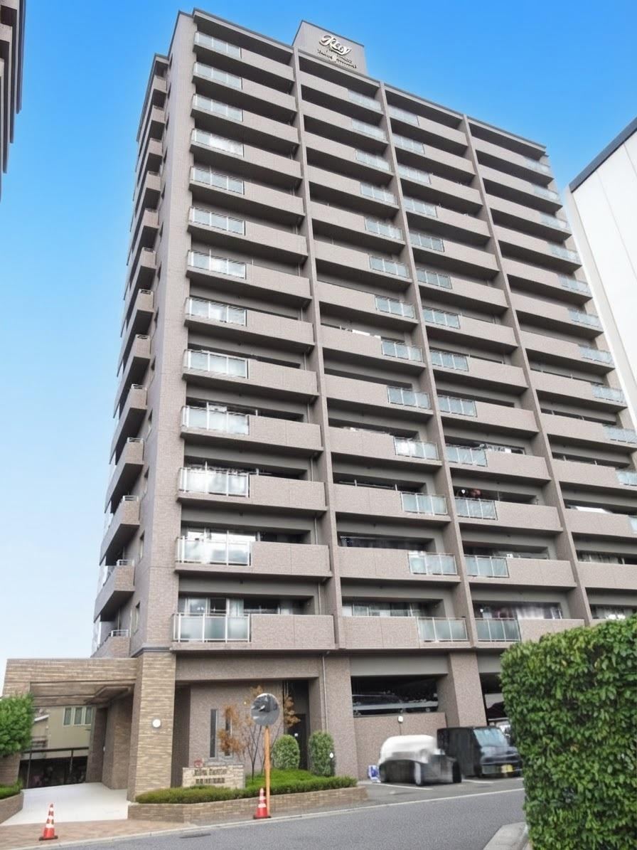 3LDK apartment in Sakaide, Kagawa - Photo 1