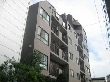 2LDK apartment in Adachi Ward, Tokyo - Photo 1