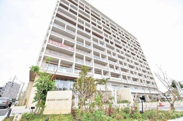 2LDK apartment in Ginowan, Okinawa - Photo 1