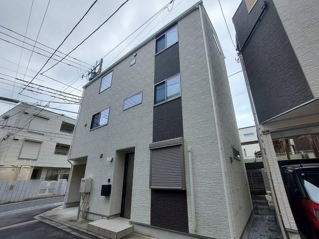 3LDK house in Urawa Ward, Saitama - Photo 1
