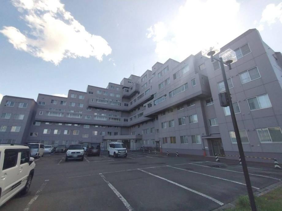 3LDK apartment in Nishi Ward, Sapporo, Hokkaido - Photo 1