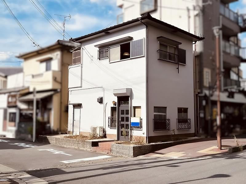 2DK house in Takatsuki, Osaka - Photo 1