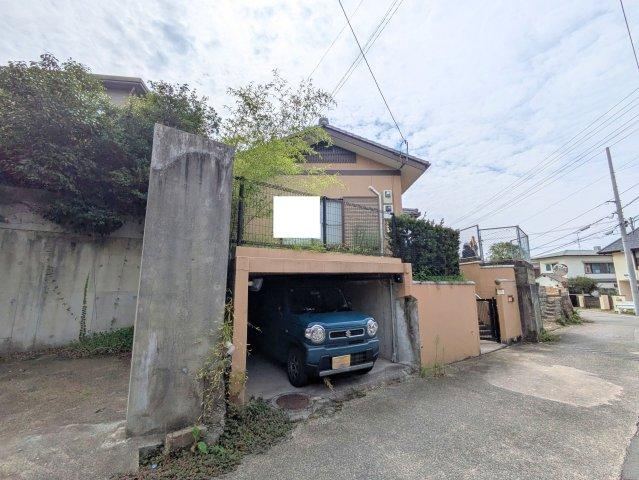 5LDK+S house in Matsuyama, Ehime - Photo 1