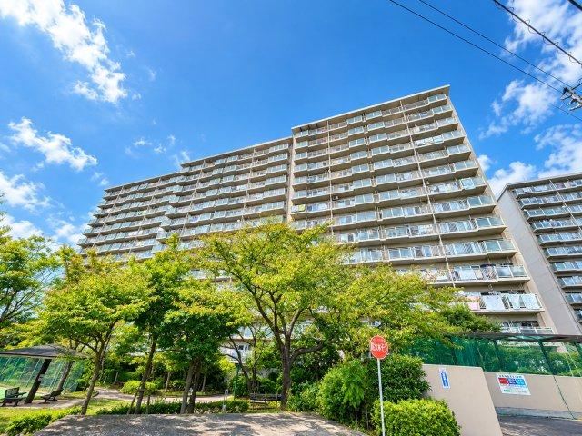 3LDK apartment in Inage Ward, Chiba - Photo 1