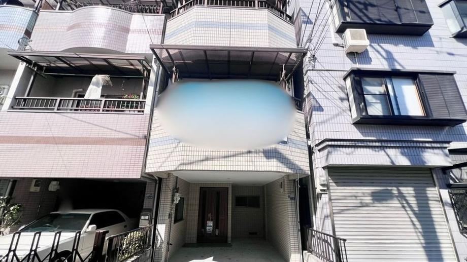 3LDK house in Higashiosaka, Osaka - Photo 1