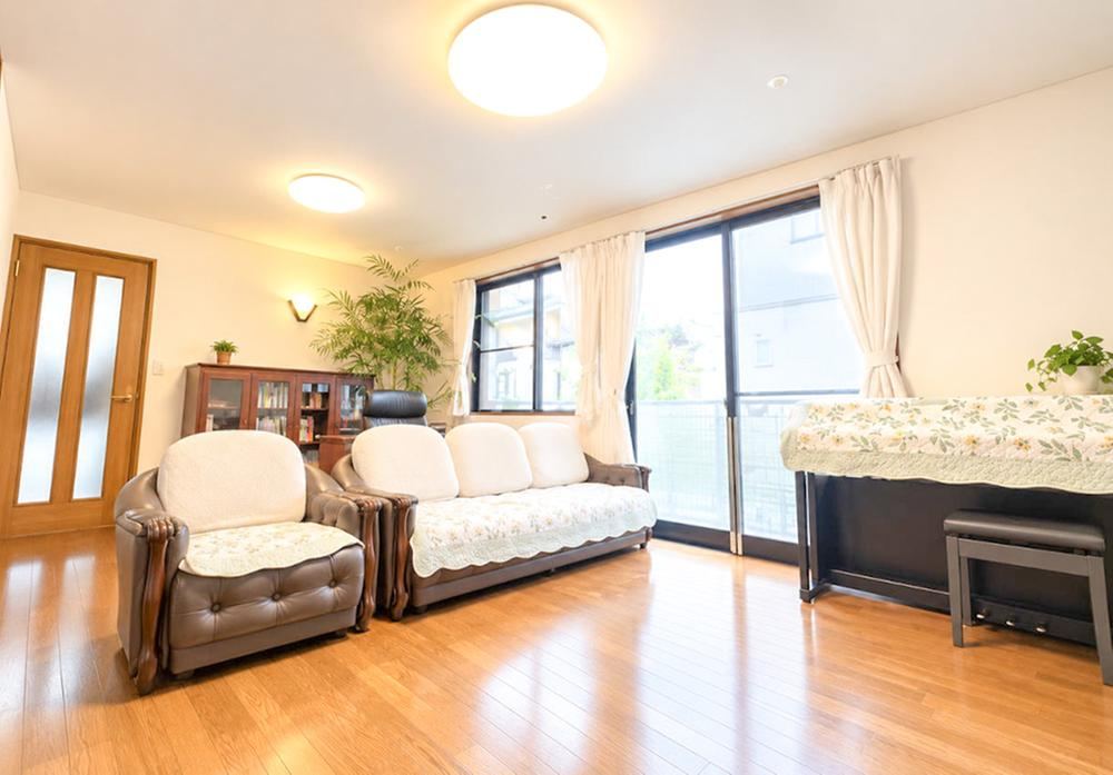 2LDK house in Nakano Ward, Tokyo - Photo 1