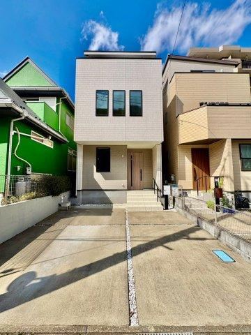 4LDK house in Kawaguchi, Saitama - Photo 1