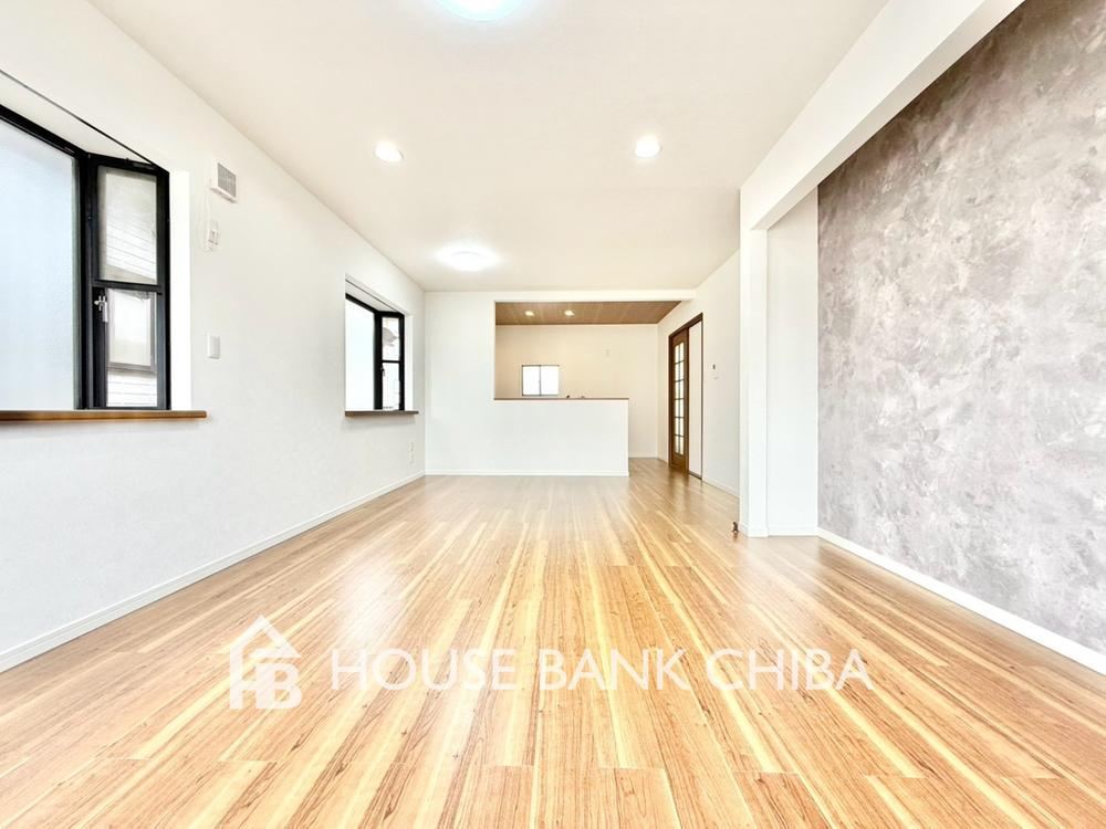 2LDK+3S house in Yachiyo, Chiba - Photo 1