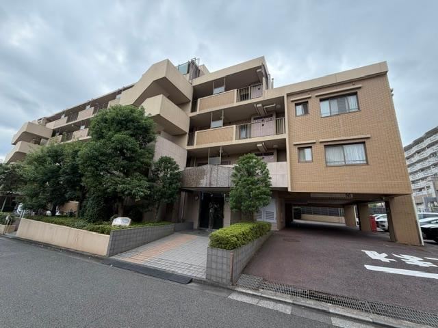 3LDK apartment in Hachioji, Tokyo - Photo 1